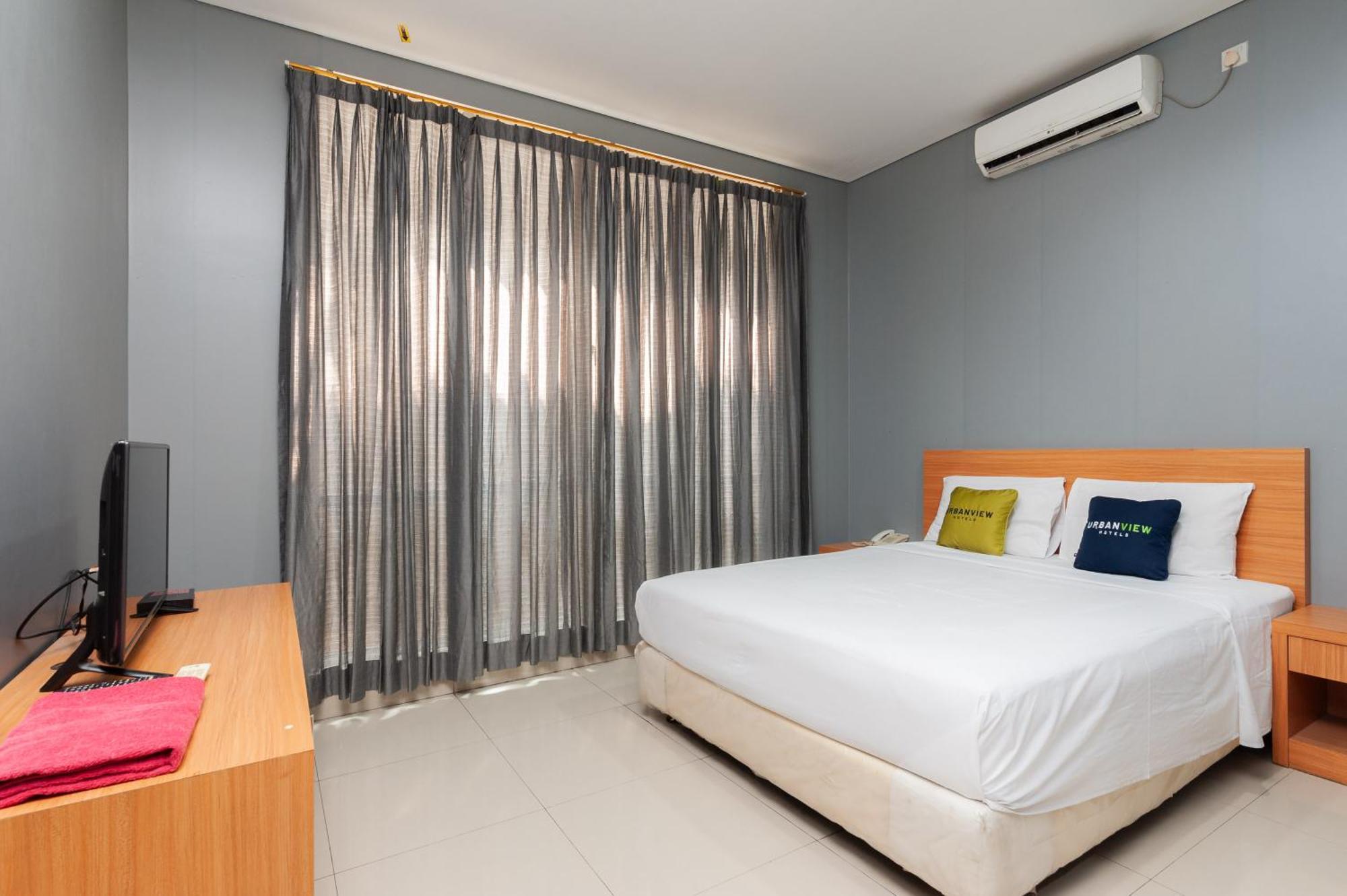 Reddoorz Plus Near Kelapa Dua Kebon Jeruk Τζακάρτα Εξωτερικό φωτογραφία